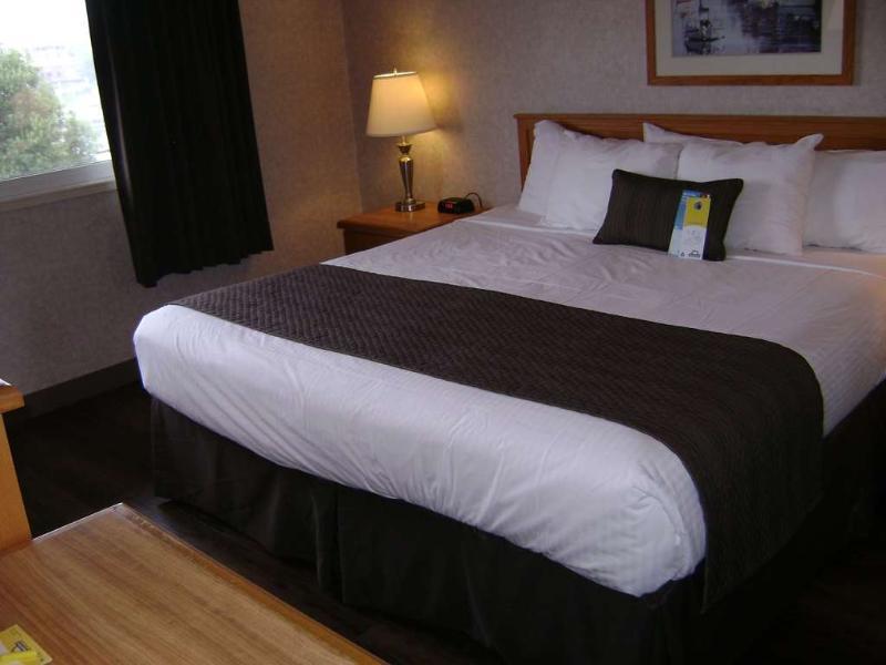 Days Inn By Wyndham Victoria On The Harbour Eksteriør bilde
